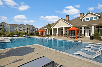 Sparkling swimming pool